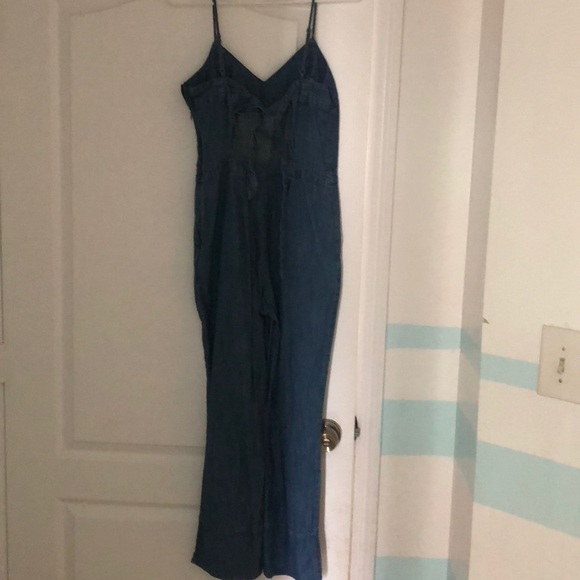 Jean - Picture 2 of 2